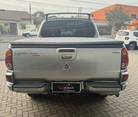 MITSUBISHI L 200 Triton 3.2 16V HPE 4X4 CABINE DUPLA TURBO DIESEL INTERCOOLER AUTOMTICO, Foto 10