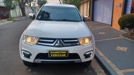 MITSUBISHI L 200 Triton 3.5 V6 HPE 4X4 FLEX CABINE DUPLA AUTOMTICO, Foto 5