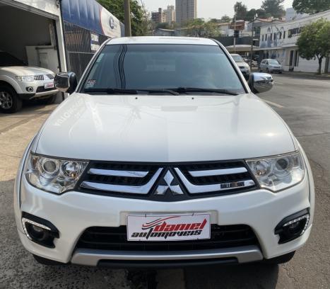 MITSUBISHI L 200 Triton 3.5 V6 HPE 4X4 FLEX CABINE DUPLA AUTOMTICO, Foto 3