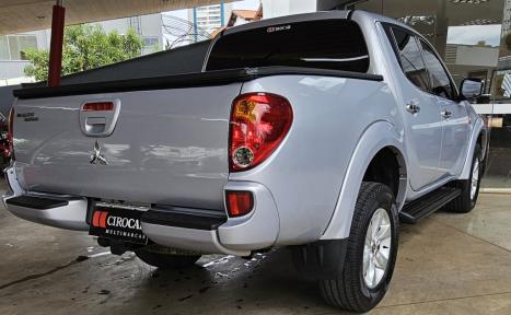 MITSUBISHI L 200 Triton 3.5 V6 HPE 4X4 FLEX CABINE DUPLA AUTOMTICO, Foto 7