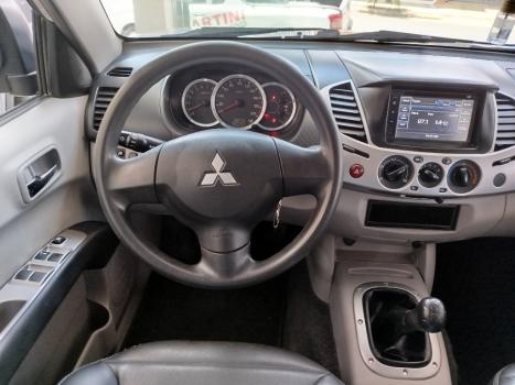 MITSUBISHI L 200 Triton 2.4 16V FLEX HLS CHROME CABINE DUPLA, Foto 11