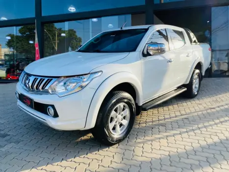 MITSUBISHI L 200 Triton , Foto 2