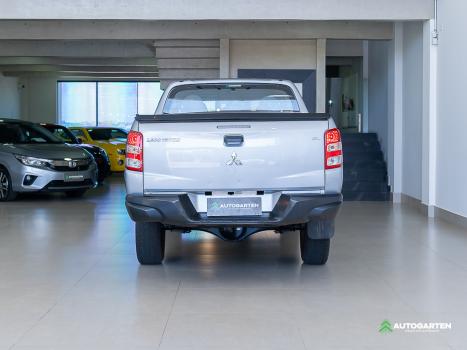 MITSUBISHI L 200 Triton 2.4 16V SPORT GLX 4X4 CABINE DUPLA TURBO DIESEL, Foto 3