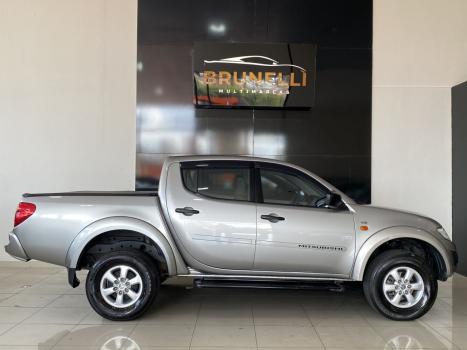 MITSUBISHI L 200 Triton 2.4 16V FLEX HLS CABINE DUPLA, Foto 3