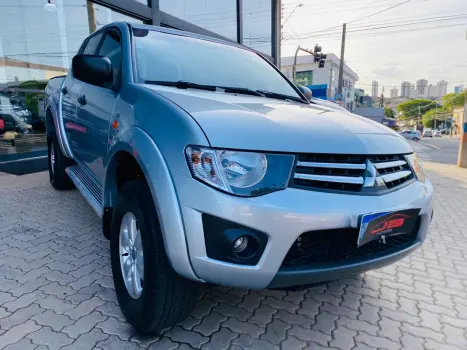 MITSUBISHI L 200 Triton 2.4 16V FLEX HLS CABINE DUPLA, Foto 3