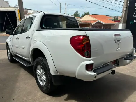 MITSUBISHI L 200 Triton 3.2 16V HPE 4X4 CABINE DUPLA TURBO DIESEL INTERCOOLER AUTOMTICO, Foto 5