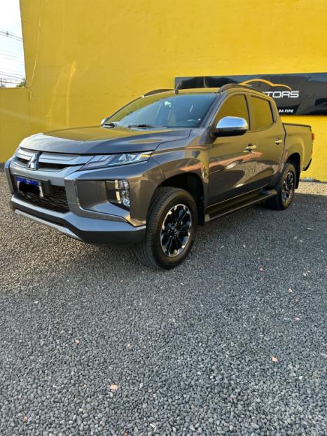 MITSUBISHI L 200 Triton 2.4 16V SPORT HPE 4X4 CABINE DUPLA TURBO DIESEL AUTOMTICO, Foto 6