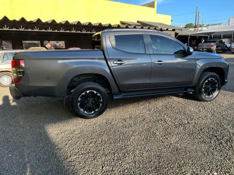 MITSUBISHI L 200 Triton 2.4 16V SPORT HPE 4X4 CABINE DUPLA TURBO DIESEL AUTOMTICO, Foto 7