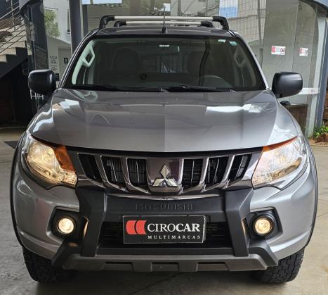 MITSUBISHI L 200 Triton 2.4 16V FLEX GLX 4X4 OUTDOOR CABINE DUPLA, Foto 2