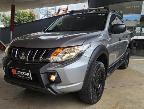 MITSUBISHI L 200 Triton 2.4 16V FLEX GLX 4X4 OUTDOOR CABINE DUPLA, Foto 3