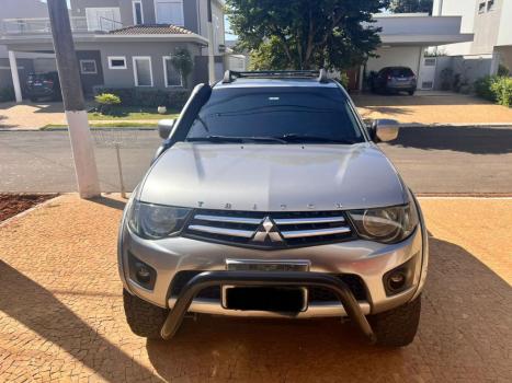 MITSUBISHI L 200 Triton 3.2 16V GLS 4X4 CABINE DUPLA TURBO DIESEL INTERCOOLER, Foto 10