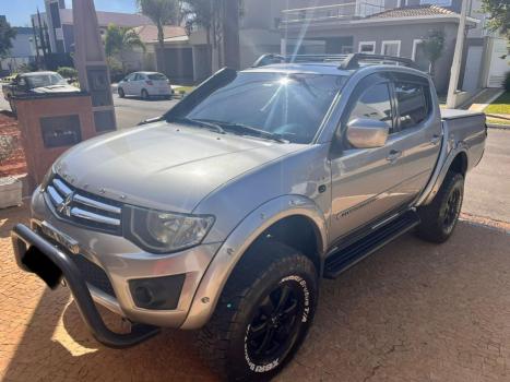 MITSUBISHI L 200 Triton 3.2 16V GLS 4X4 CABINE DUPLA TURBO DIESEL INTERCOOLER, Foto 11