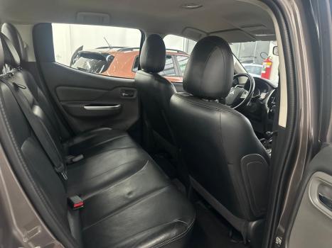MITSUBISHI L 200 Triton 2.4 16V SPORT HPE TOP 4X4 CABINE DUPLA TURBO DIESEL AUTOMTICO, Foto 18