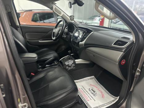MITSUBISHI L 200 Triton 2.4 16V SPORT HPE TOP 4X4 CABINE DUPLA TURBO DIESEL AUTOMTICO, Foto 19