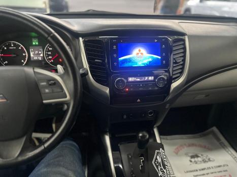 MITSUBISHI L 200 Triton 2.4 16V SPORT HPE TOP 4X4 CABINE DUPLA TURBO DIESEL AUTOMTICO, Foto 28