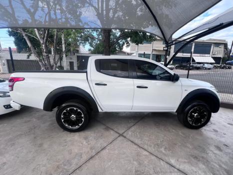 MITSUBISHI L 200 Triton 2.4 16V SPORT GL CABINE DUPLA TURBO DIESEL, Foto 3