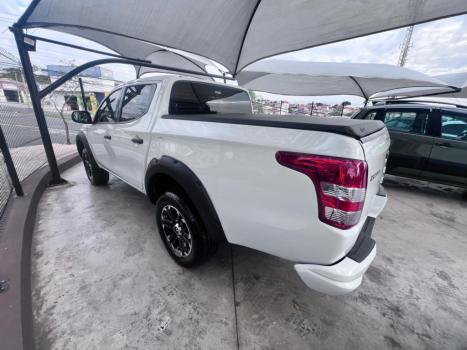 MITSUBISHI L 200 Triton 2.4 16V SPORT GL CABINE DUPLA TURBO DIESEL, Foto 4