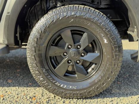 MITSUBISHI L 200 Triton 2.4 16V SPORT GLS CABINE DUPLA TURBO DIESEL AUTOMTICO, Foto 6