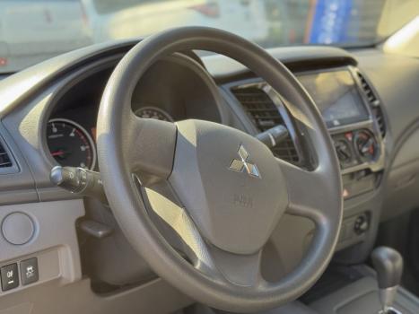 MITSUBISHI L 200 Triton 2.4 16V SPORT GLS CABINE DUPLA TURBO DIESEL AUTOMTICO, Foto 9