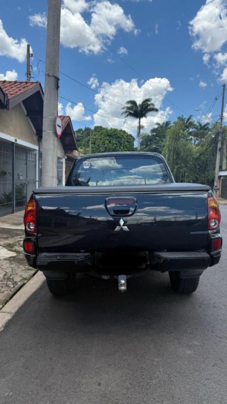 MITSUBISHI L 200 Triton 3.2 16V HPE 4X4 CABINE DUPLA TURBO DIESEL INTERCOOLER AUTOMTICO, Foto 2