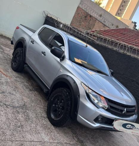 MITSUBISHI L 200 Triton 2.4 16V SPORT GLX 4X4 CABINE DUPLA TURBO DIESEL, Foto 1