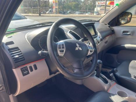MITSUBISHI L 200 Triton 3.5 V6 HPE 4X4 FLEX CABINE DUPLA AUTOMTICO, Foto 8