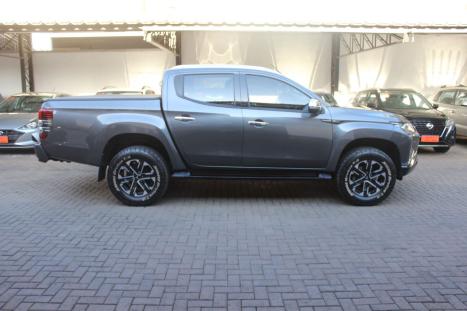 MITSUBISHI L 200 Triton 2.4 16V SPORT HPE-S 4X4 CABINE DUPLA TURBO DIESEL AUTOMTICO, Foto 4