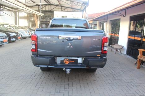 MITSUBISHI L 200 Triton 2.4 16V SPORT HPE-S 4X4 CABINE DUPLA TURBO DIESEL AUTOMTICO, Foto 6