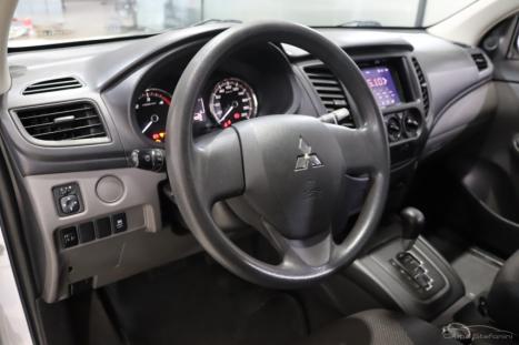 MITSUBISHI L 200 Triton 2.4 16V SPORT GLS CABINE DUPLA TURBO DIESEL AUTOMTICO, Foto 4