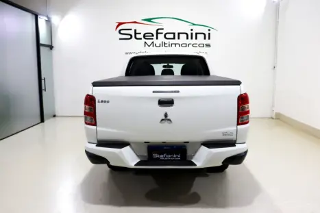 MITSUBISHI L 200 Triton 2.4 16V SPORT GLS CABINE DUPLA TURBO DIESEL AUTOMTICO, Foto 12
