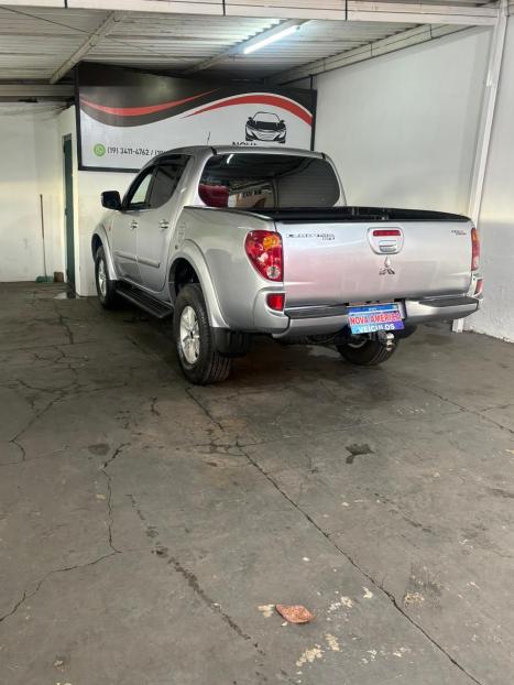 MITSUBISHI L 200 Triton 3.2 16V HPE 4X4 CABINE DUPLA TURBO DIESEL INTERCOOLER AUTOMTICO, Foto 4
