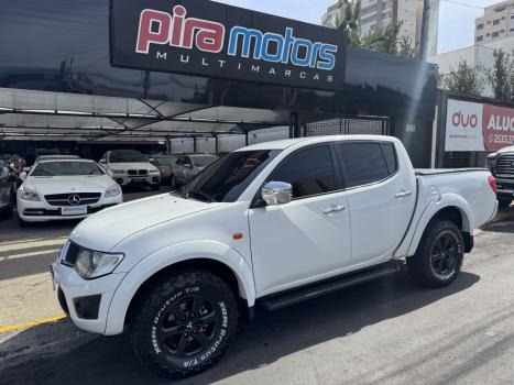 MITSUBISHI L 200 Triton 3.2 16V HPE 4X4 CABINE DUPLA TURBO DIESEL INTERCOOLER AUTOMTICO, Foto 1