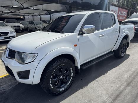 MITSUBISHI L 200 Triton 3.2 16V HPE 4X4 CABINE DUPLA TURBO DIESEL INTERCOOLER AUTOMTICO, Foto 2