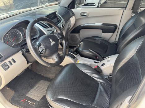 MITSUBISHI L 200 Triton 3.2 16V HPE 4X4 CABINE DUPLA TURBO DIESEL INTERCOOLER AUTOMTICO, Foto 8