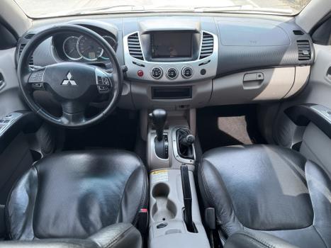 MITSUBISHI L 200 Triton 3.2 16V HPE 4X4 CABINE DUPLA TURBO DIESEL INTERCOOLER AUTOMTICO, Foto 9