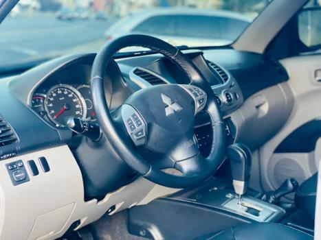 MITSUBISHI L 200 Triton , Foto 6