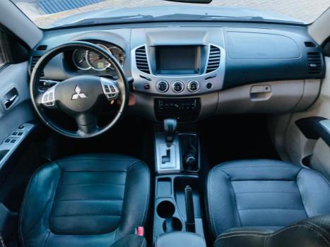 MITSUBISHI L 200 Triton , Foto 7