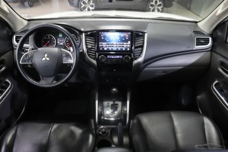 MITSUBISHI L 200 Triton 2.4 16V SPORT HPE TOP 4X4 CABINE DUPLA TURBO DIESEL AUTOMTICO, Foto 6