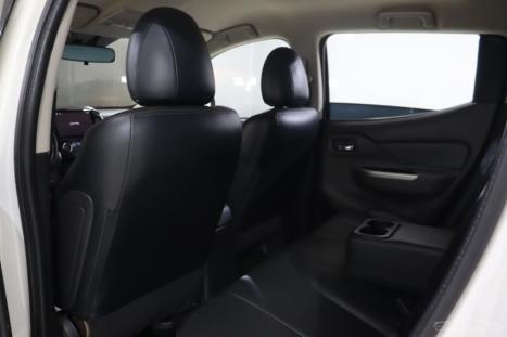 MITSUBISHI L 200 Triton 2.4 16V SPORT HPE TOP 4X4 CABINE DUPLA TURBO DIESEL AUTOMTICO, Foto 9