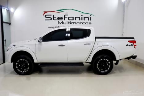 MITSUBISHI L 200 Triton 2.4 16V SPORT HPE TOP 4X4 CABINE DUPLA TURBO DIESEL AUTOMTICO, Foto 10