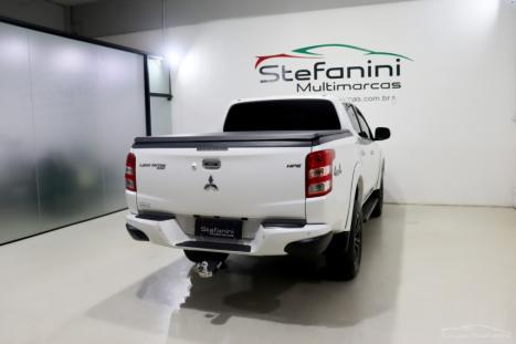 MITSUBISHI L 200 Triton 2.4 16V SPORT HPE TOP 4X4 CABINE DUPLA TURBO DIESEL AUTOMTICO, Foto 11