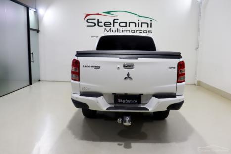 MITSUBISHI L 200 Triton 2.4 16V SPORT HPE TOP 4X4 CABINE DUPLA TURBO DIESEL AUTOMTICO, Foto 12