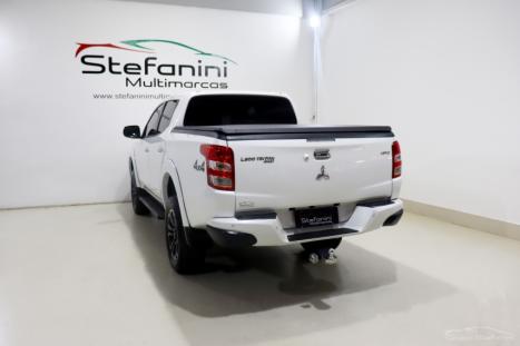 MITSUBISHI L 200 Triton 2.4 16V SPORT HPE TOP 4X4 CABINE DUPLA TURBO DIESEL AUTOMTICO, Foto 13
