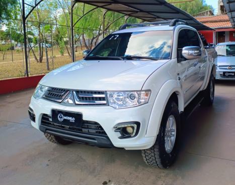 MITSUBISHI L 200 Triton 3.2 16V HPE 4X4 CABINE DUPLA TURBO DIESEL INTERCOOLER AUTOMTICO, Foto 2