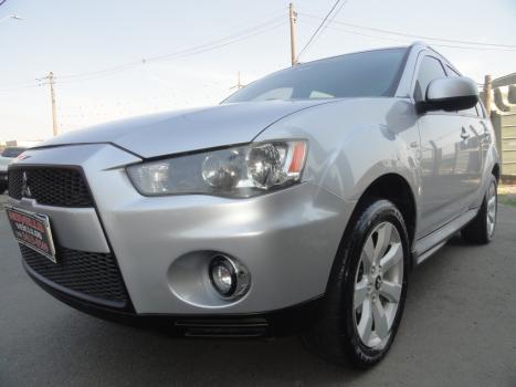 MITSUBISHI Outlander 3.0 V6 24V 4P 4X4 AUTOMTICO, Foto 4