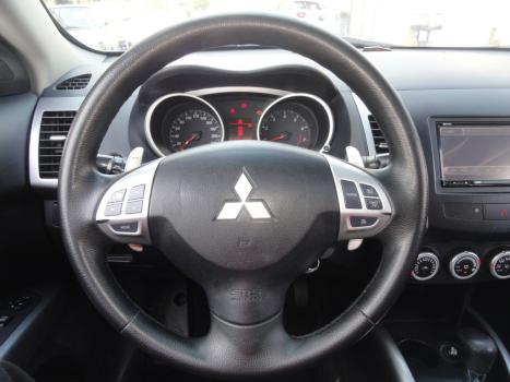 MITSUBISHI Outlander 3.0 V6 24V 4P 4X4 AUTOMTICO, Foto 8