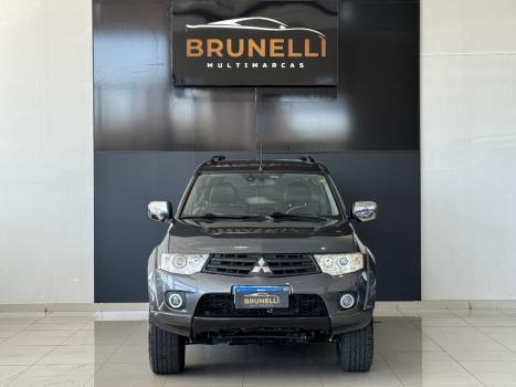MITSUBISHI Pajero 3.5 V6 24V 4P FLEX HPE 4X4 AUTOMTICO, Foto 2