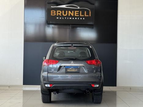 MITSUBISHI Pajero 3.5 V6 24V 4P FLEX HPE 4X4 AUTOMTICO, Foto 3