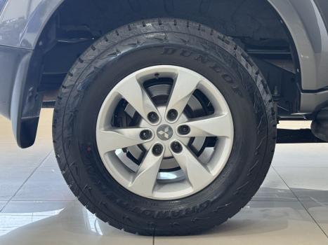 MITSUBISHI Pajero 3.5 V6 24V 4P FLEX HPE 4X4 AUTOMTICO, Foto 7