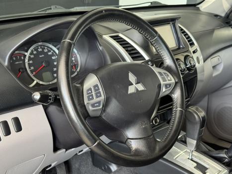 MITSUBISHI Pajero 3.5 V6 24V 4P FLEX HPE 4X4 AUTOMTICO, Foto 8